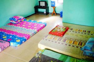 Penginapan Elsa Sawarna-Tempat Tidur